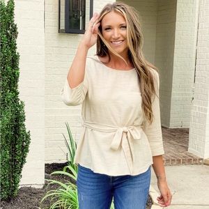 Gilli 3/4 length sleeve faux linen belted blouse.